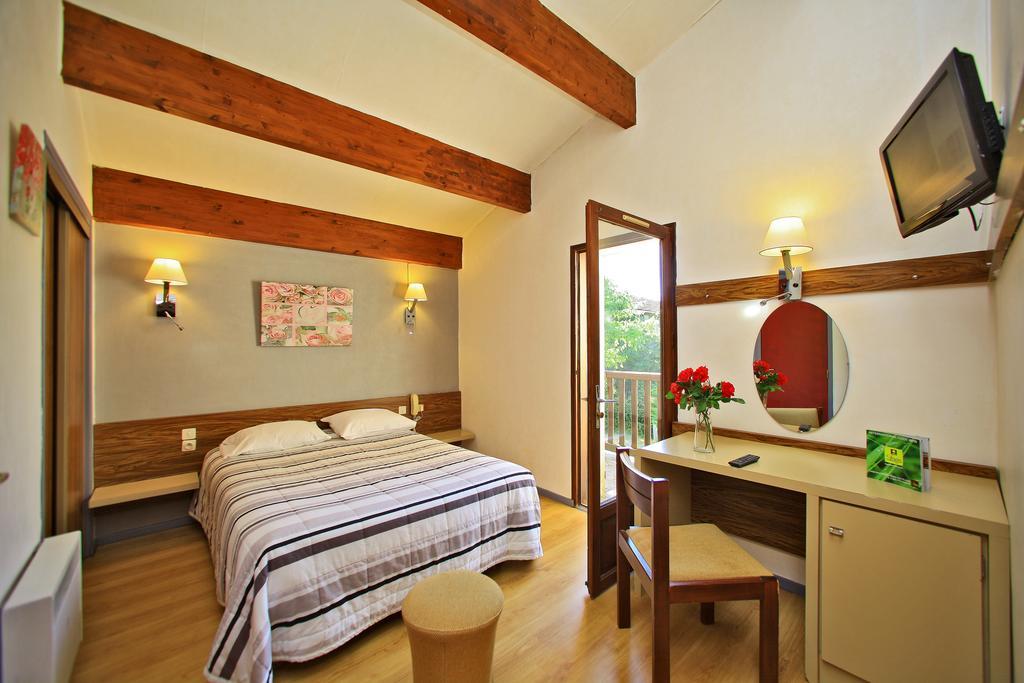 Le Clos Grand Pradines  Habitación foto